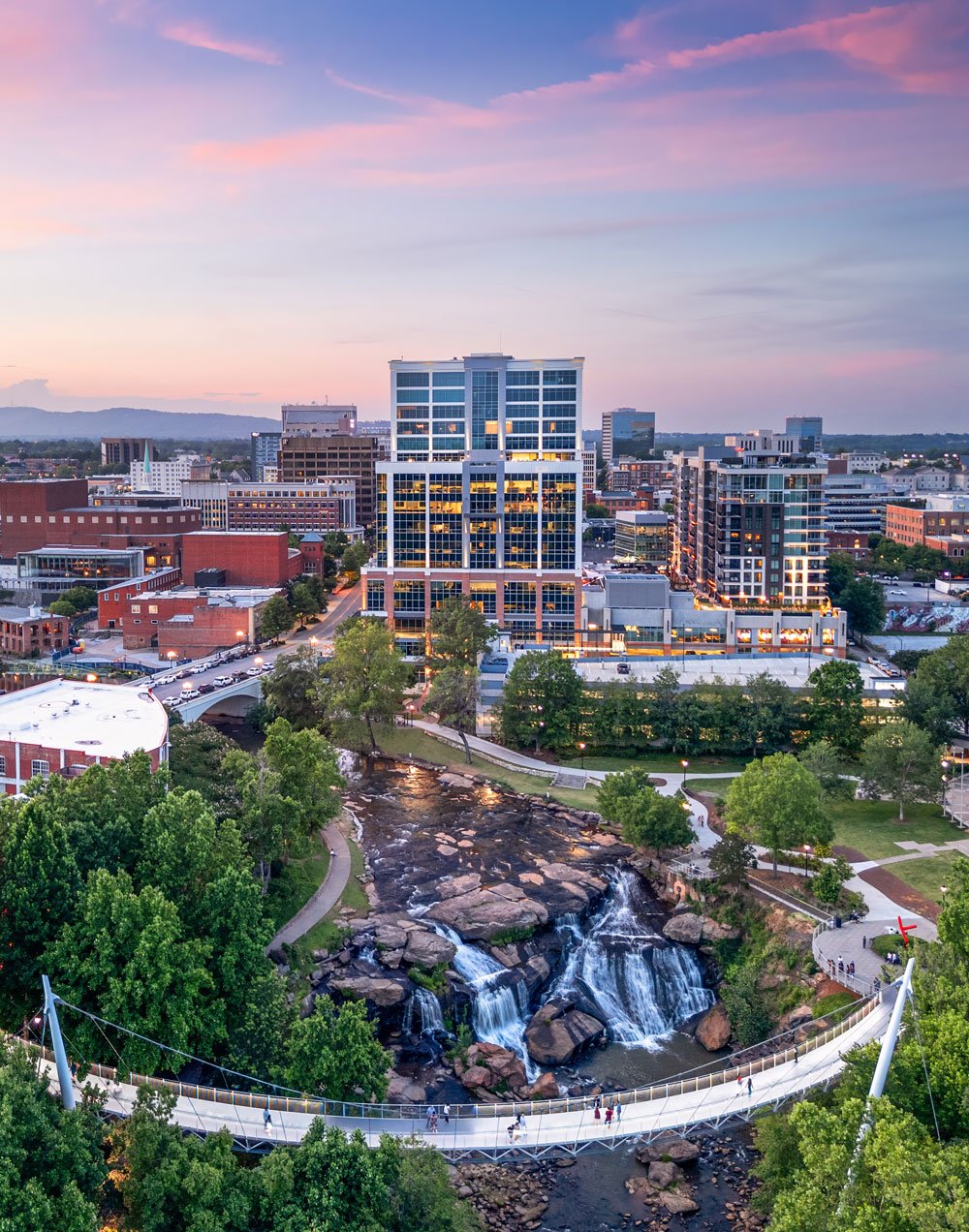 This skyline of a beautiful South Carolina city represents the limitless potential of life. We start small, but we grow into something much bigger as time goes along. Drolet Bail Bonds posts bail bonds in Walhalla, SC, because we believe there's a bigger and better way of doing bail.